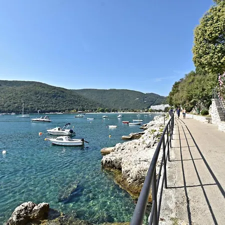 Sunrise Apartment - Sea View & Parking * Rabac