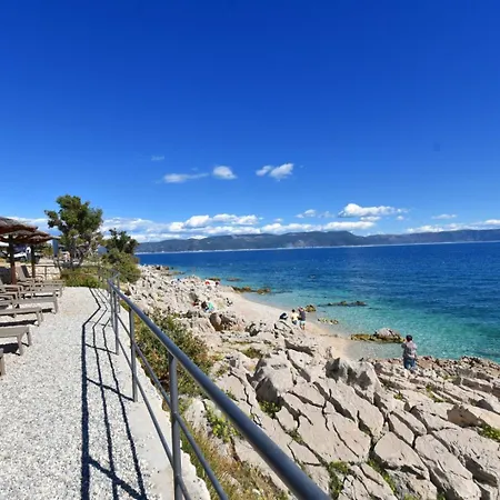 Sunrise Apartment - Sea View & Parking Rabac