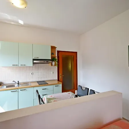 Sunrise Apartment - Sea View & Parking *