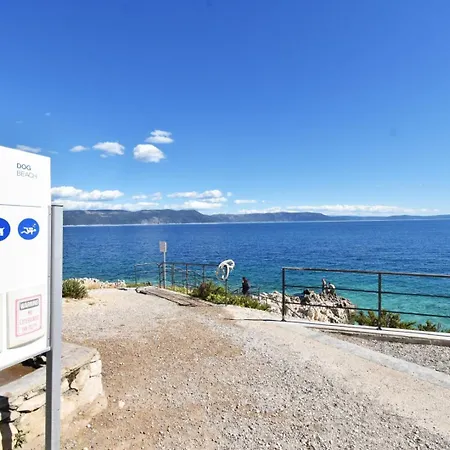 Sunrise Apartment - Sea View & Parking *